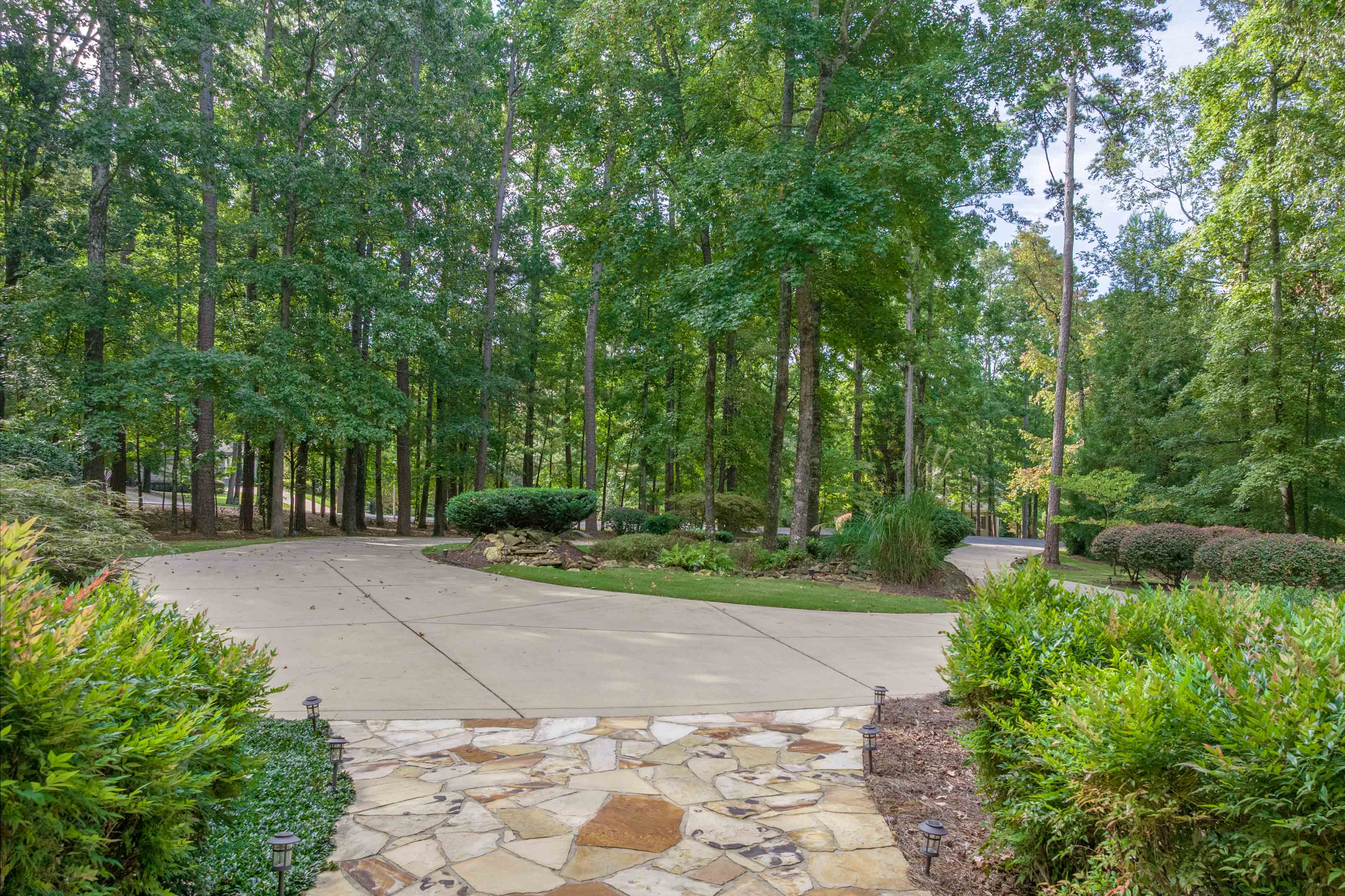 1001 Walton Way image 62